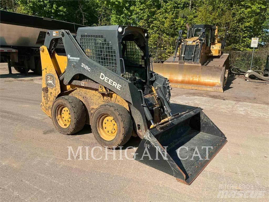 John Deere 318G Carregadoras de direcção deslizante