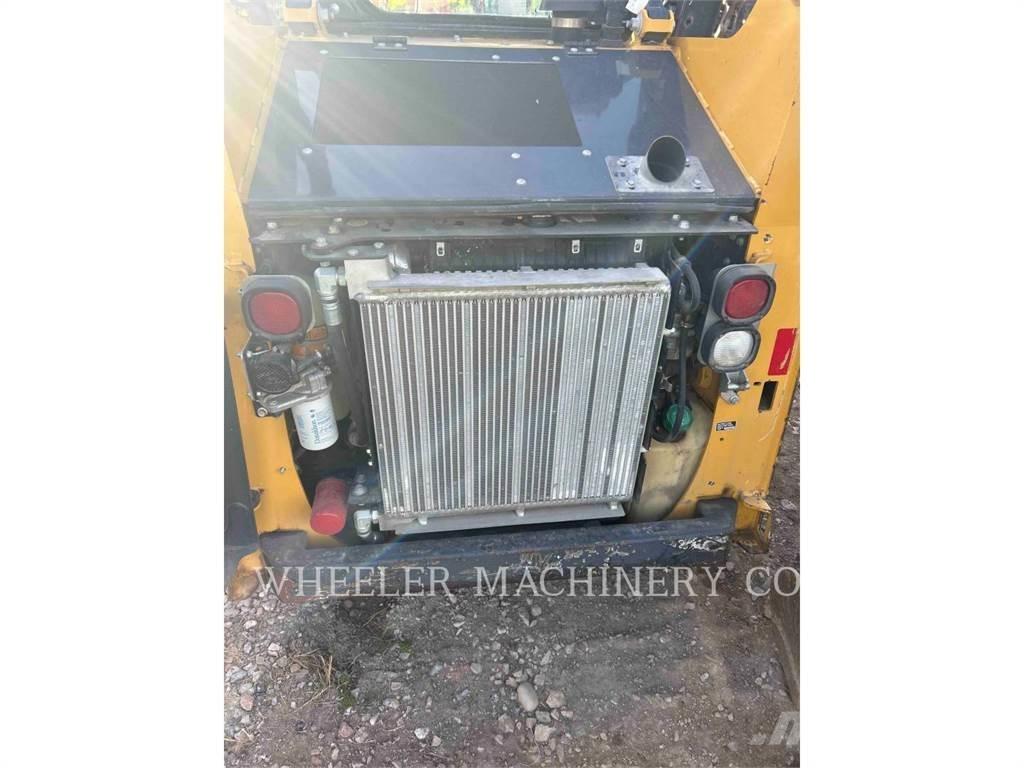 John Deere 318G SSL Carregadoras de direcção deslizante