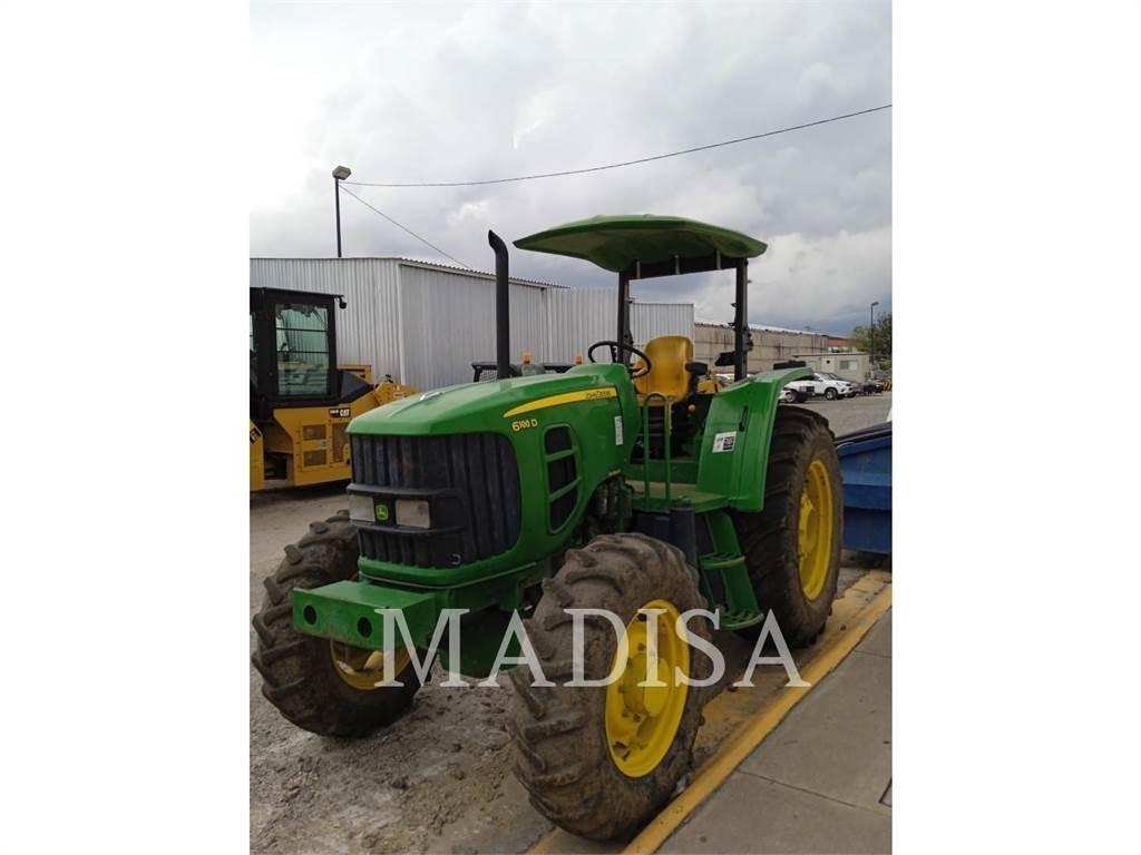 John Deere 6110D Tratores Agrícolas usados
