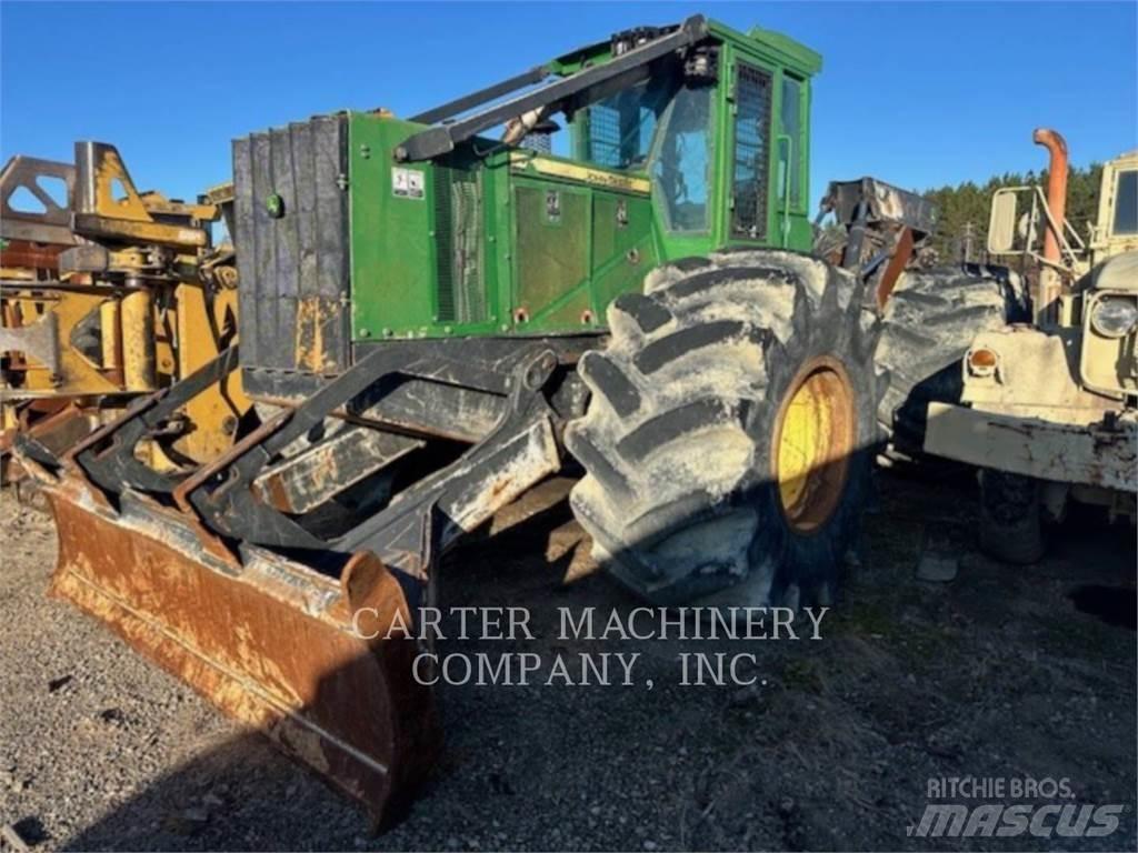 John Deere 848H Rechegadores