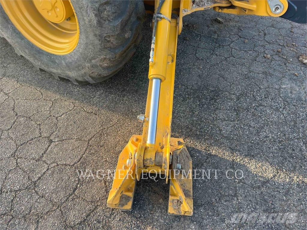 John Deere & CO. 320P Retroescavadoras