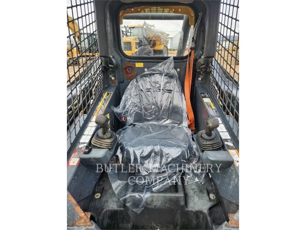 John Deere & CO. 323E Pás Carregadoras de rastos