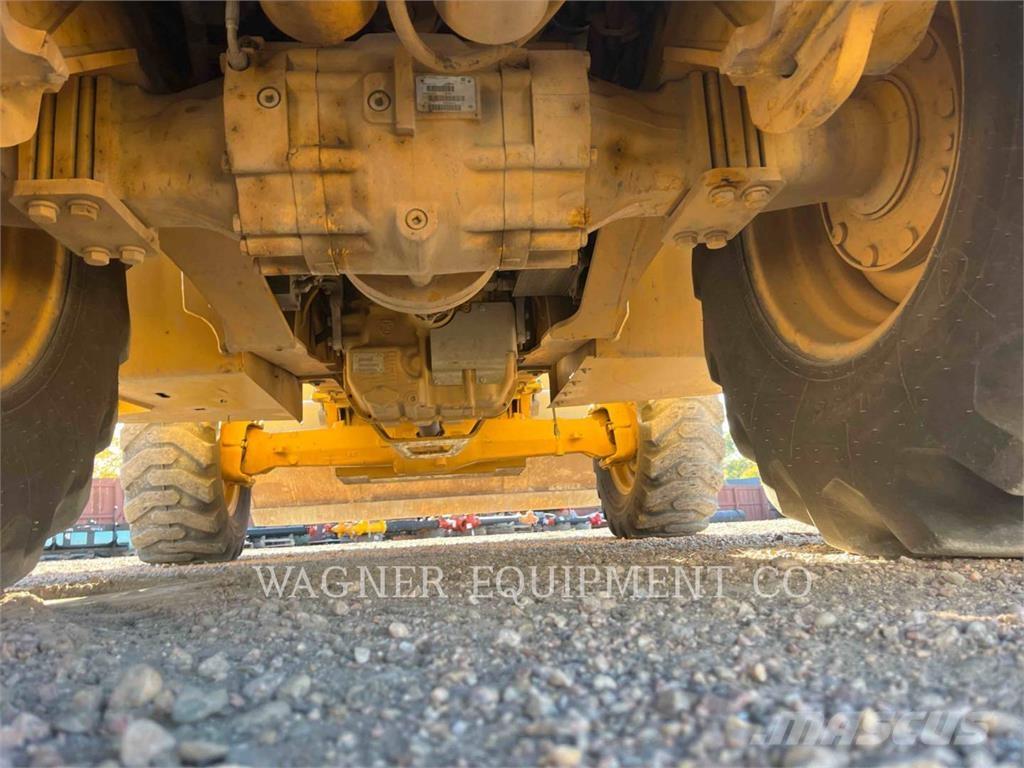 John Deere & CO. 410K TC Retroescavadoras