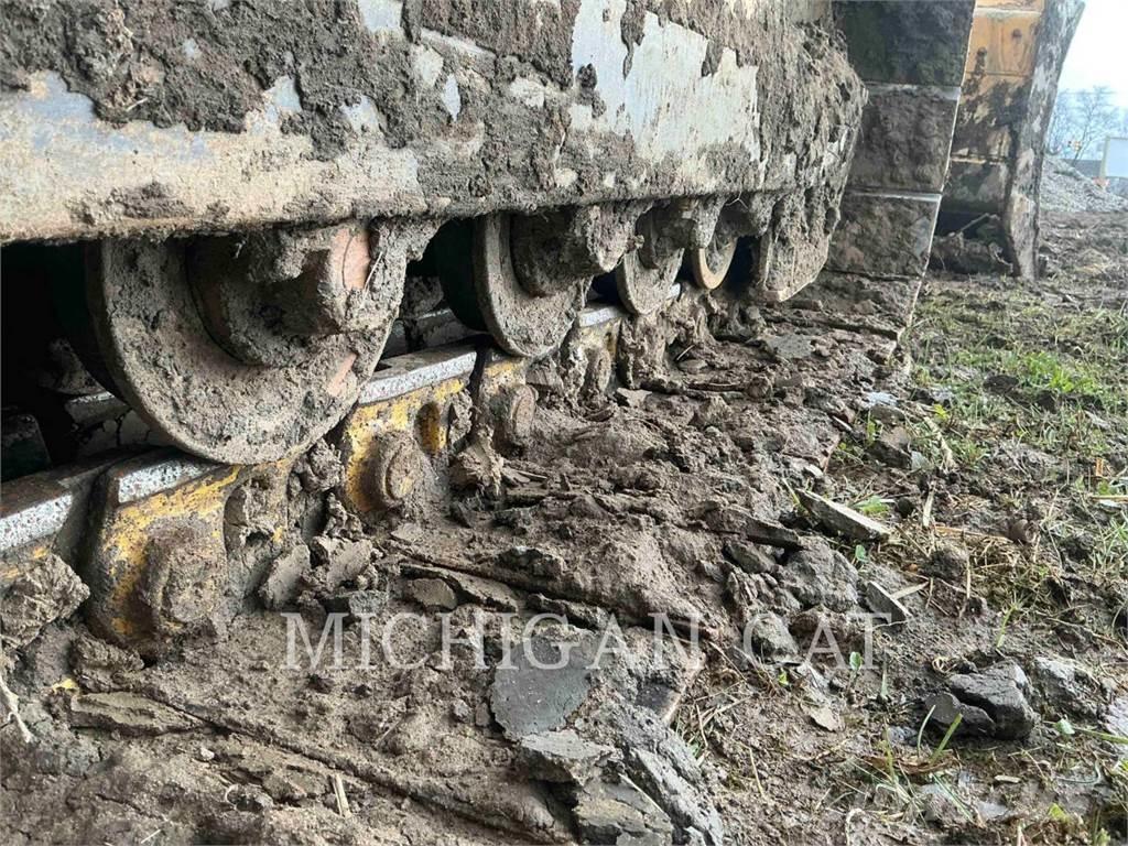 John Deere & CO. 550K Dozers - Tratores rastos