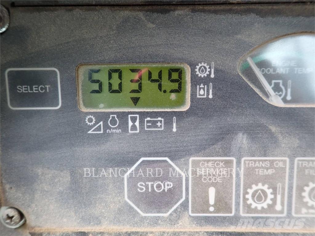 John Deere & CO. 650J LGP Dozers - Tratores rastos