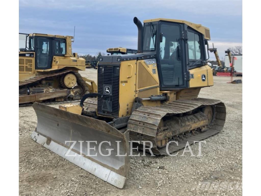 John Deere & CO. 650KLGP Dozers - Tratores rastos