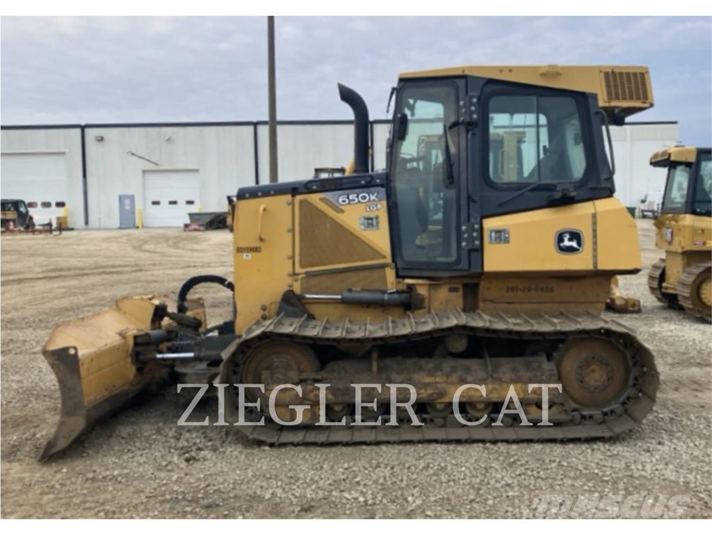 John Deere & CO. 650KLGP Dozers - Tratores rastos