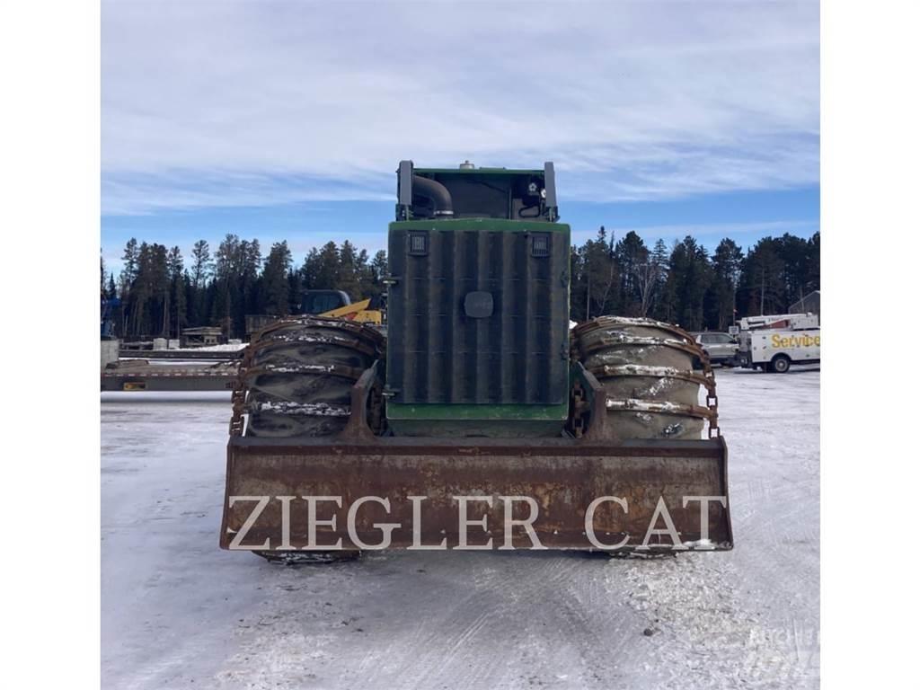 John Deere & CO. 748L Tractores florestais