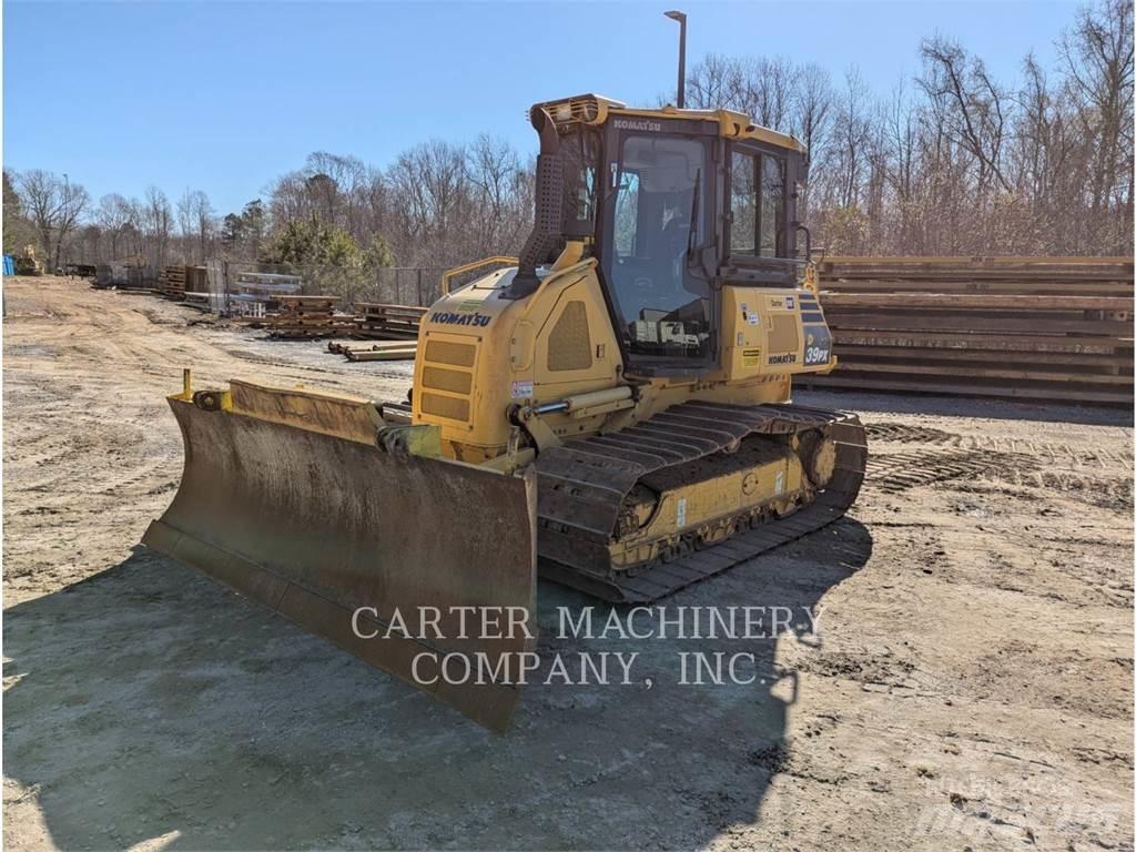 Komatsu D39PX-24 Dozers - Tratores rastos