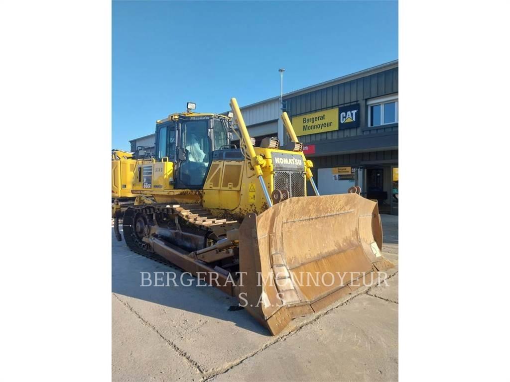 Komatsu D65 Dozers - Tratores rastos