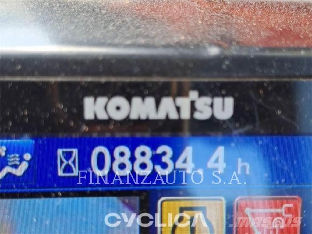 Komatsu PC210 Escavadoras de rastos