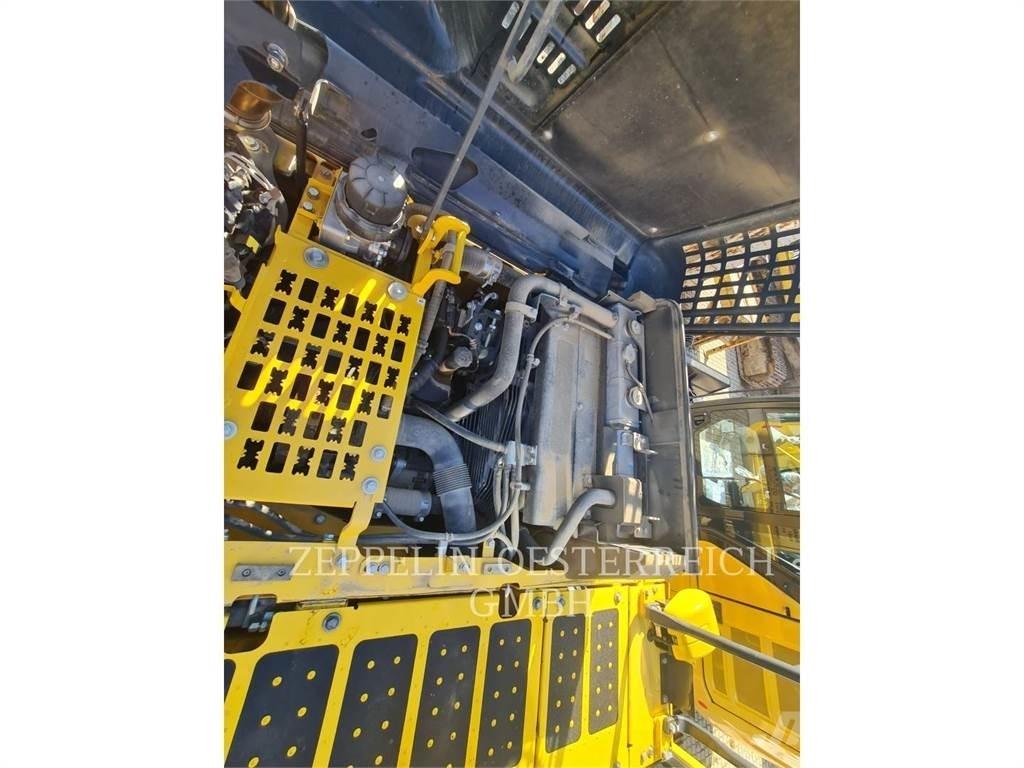 Komatsu PC210LC-11EQ Escavadoras de rastos