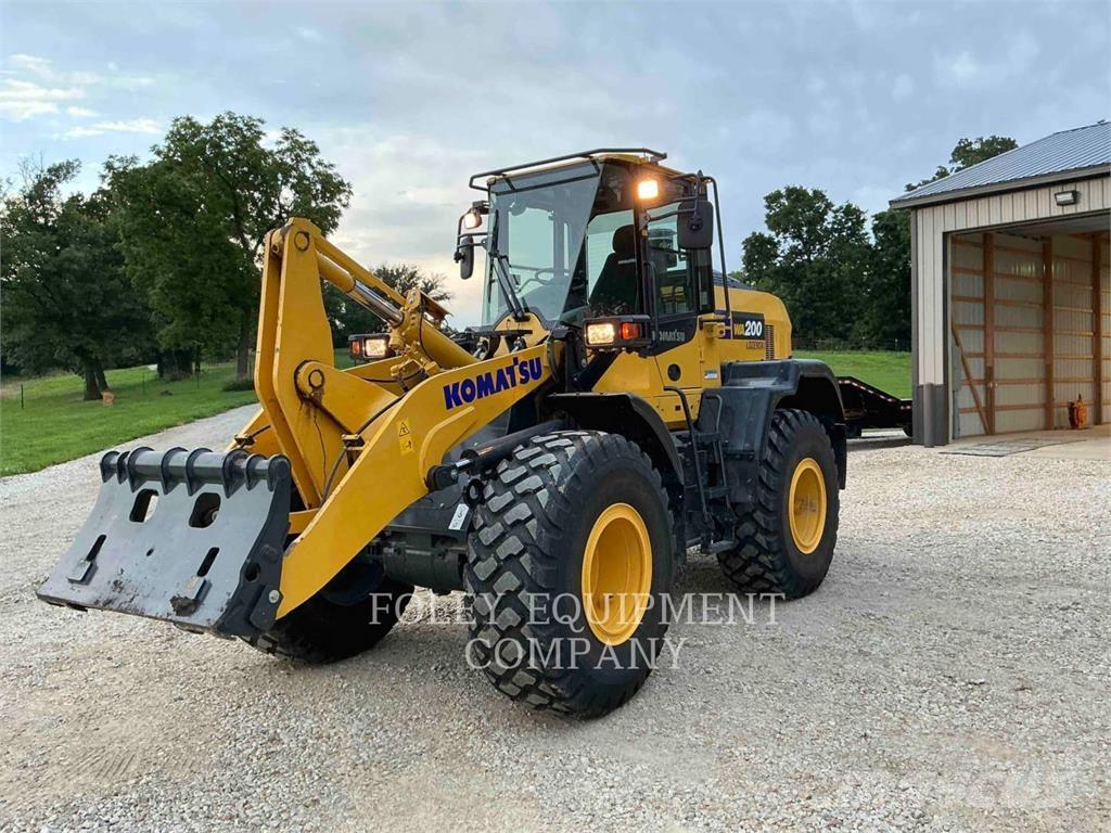 Komatsu WA200-8 Pás carregadoras de rodas