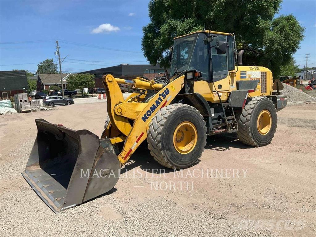 Komatsu WA320-7 Pás carregadoras de rodas