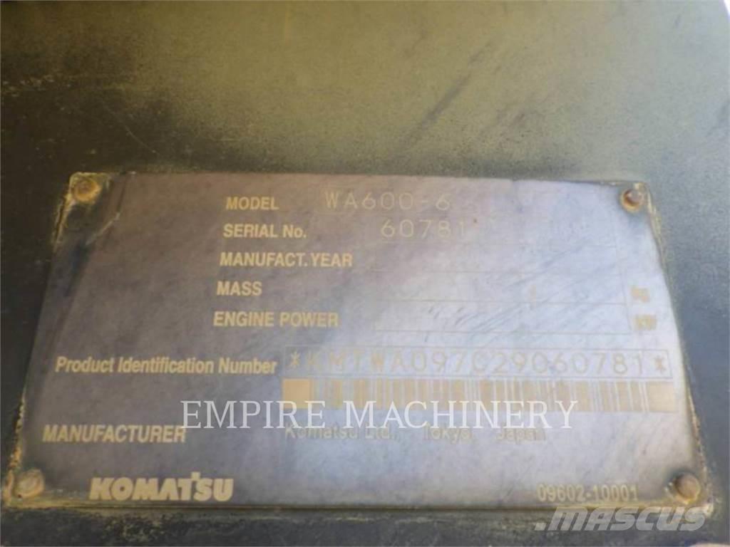 Komatsu WA600-6 Pás carregadoras de rodas