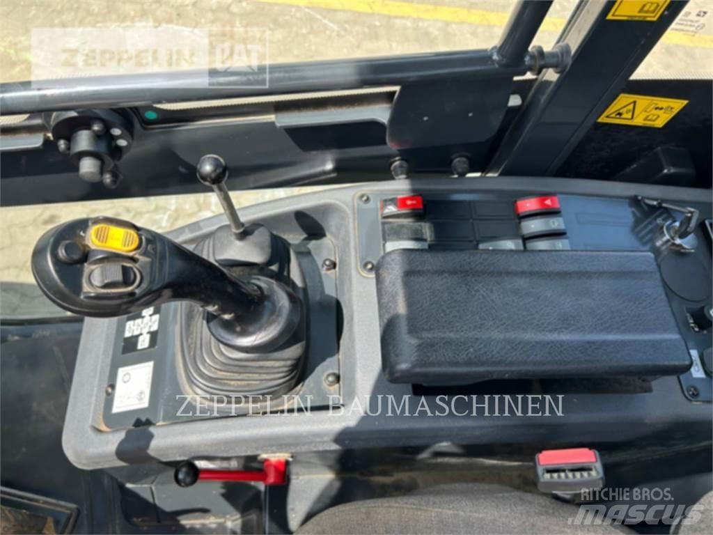 Komatsu WA80M-8EO Pás carregadoras de rodas