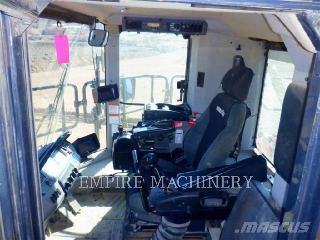 Komatsu WA900-8 Pás carregadoras de rodas