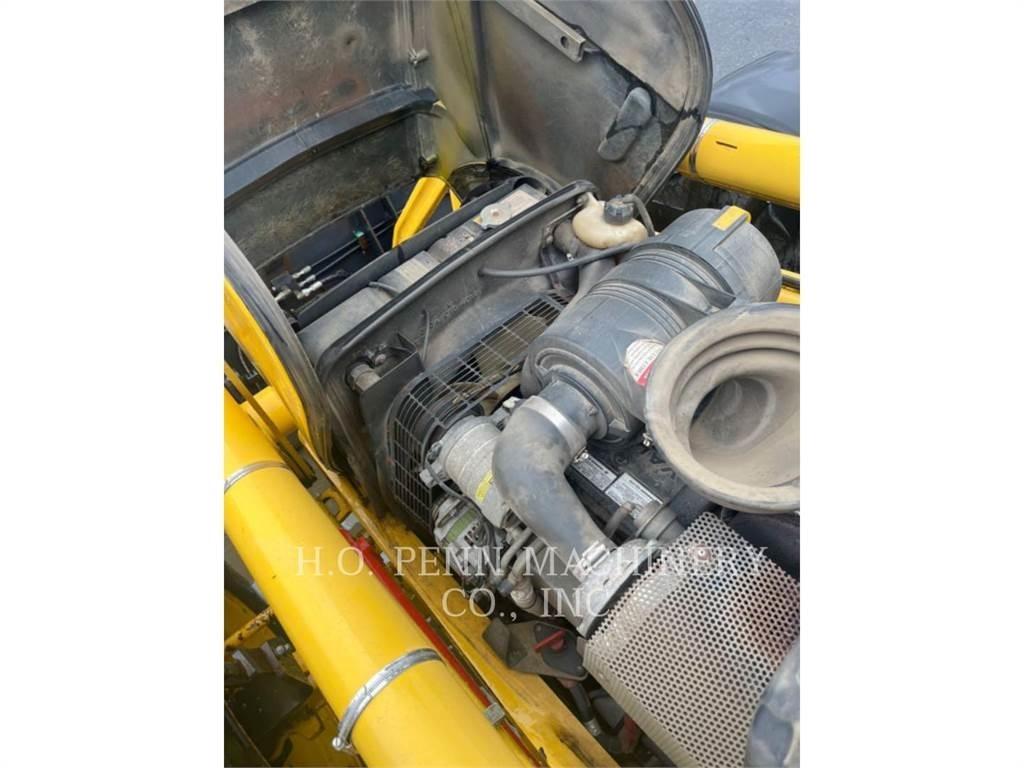 Komatsu WB150 Retroescavadoras