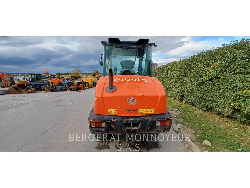 Kubota R065 Pás carregadoras de rodas