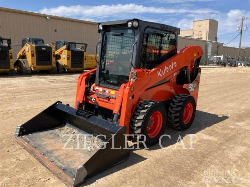 Kubota SSV65 Carregadoras de direcção deslizante