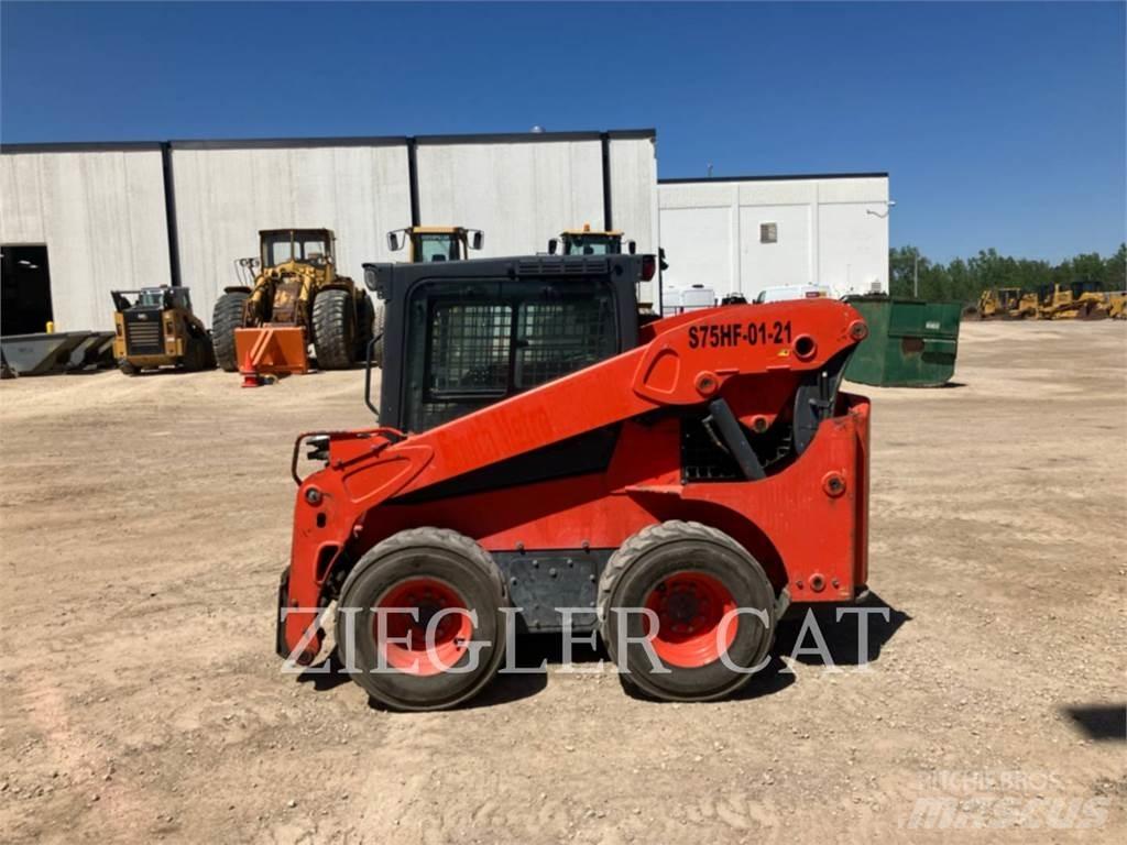 Kubota SSV75 Carregadoras de direcção deslizante