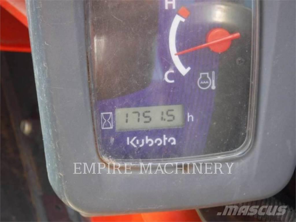 Kubota SSV75 Carregadoras de direcção deslizante