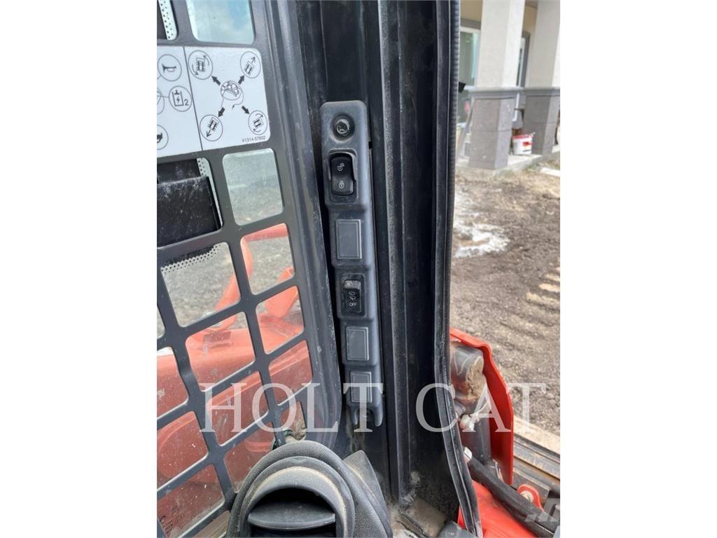 Kubota SSV75 Carregadoras de direcção deslizante