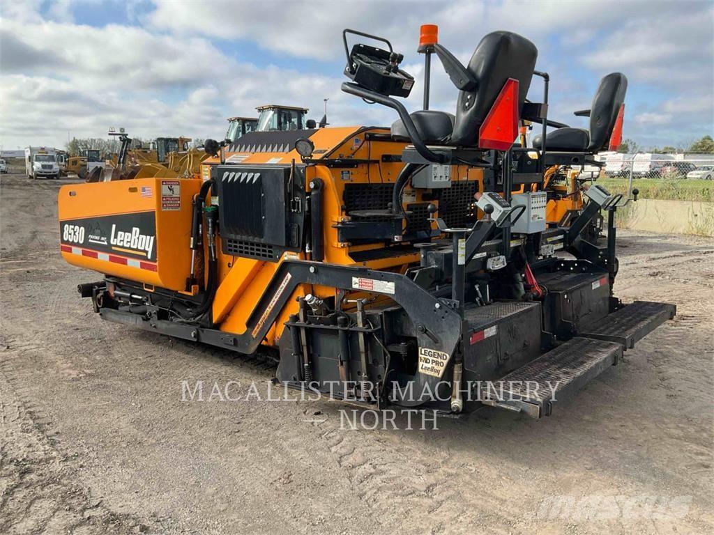 LeeBoy 8530 Pavimentadoras de asfalto