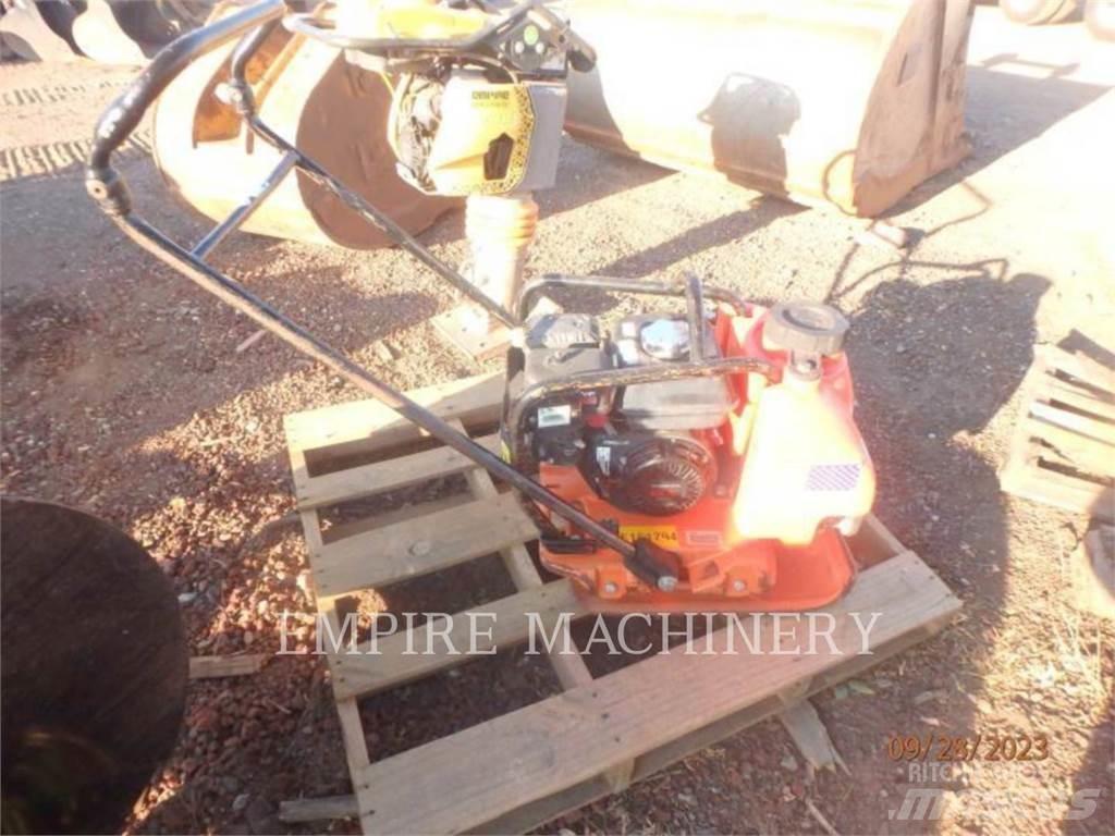 MultiQuip 20PLTCOMP Pás carregadoras de rodas