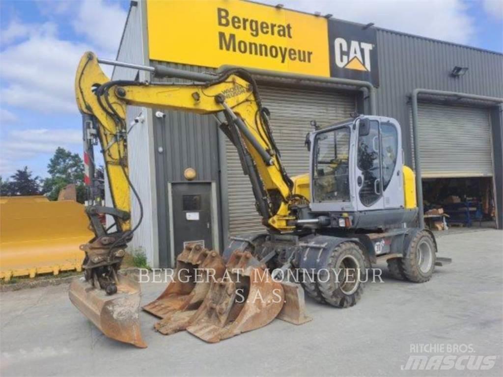 Neuson EW100 Escavadoras de rodas