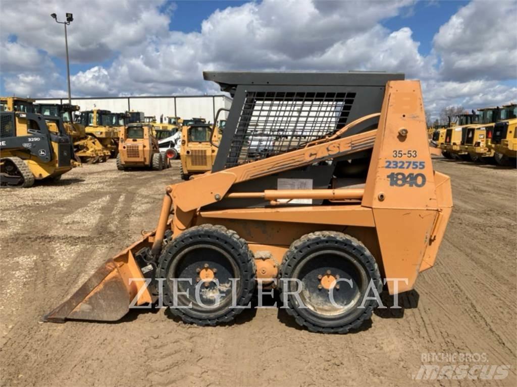 New Holland 1840 Carregadoras de direcção deslizante