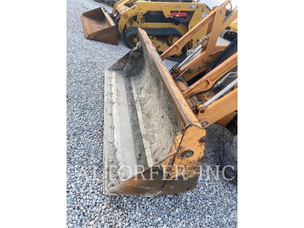 New Holland 590SM Retroescavadoras