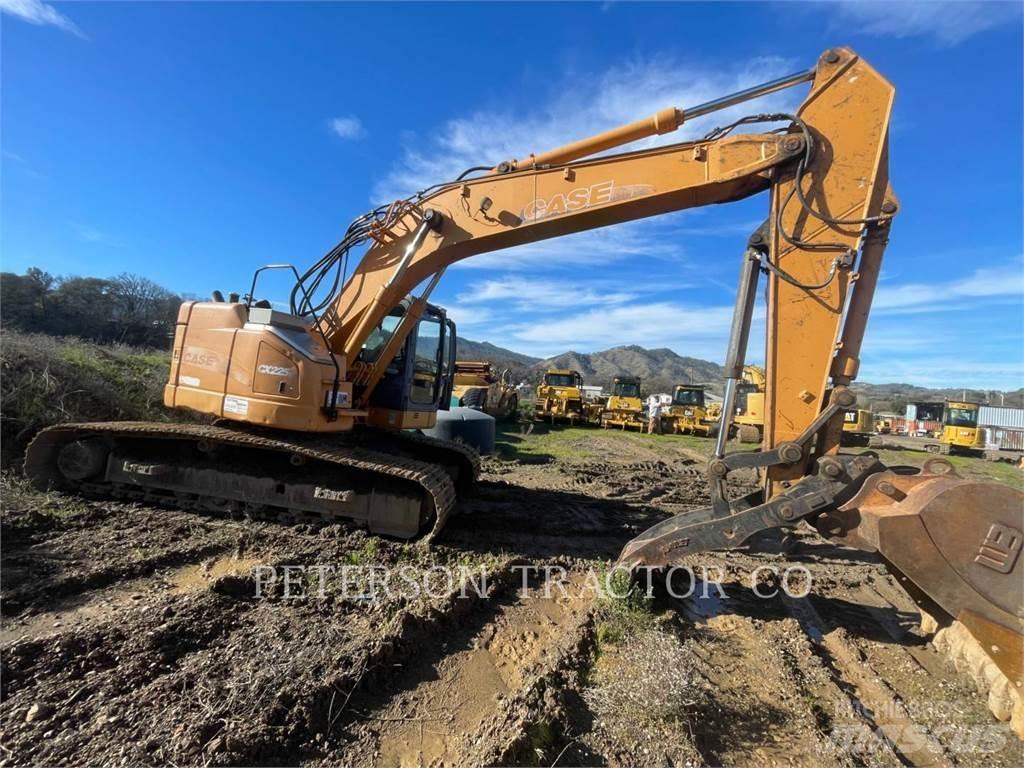 New Holland CX225 Escavadoras de rastos