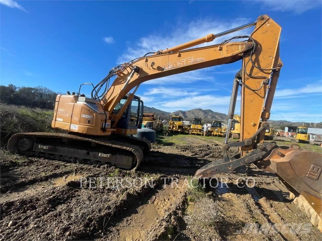 New Holland CX225 Escavadoras de rastos