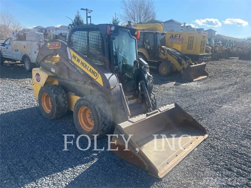New Holland L223 Carregadoras de direcção deslizante