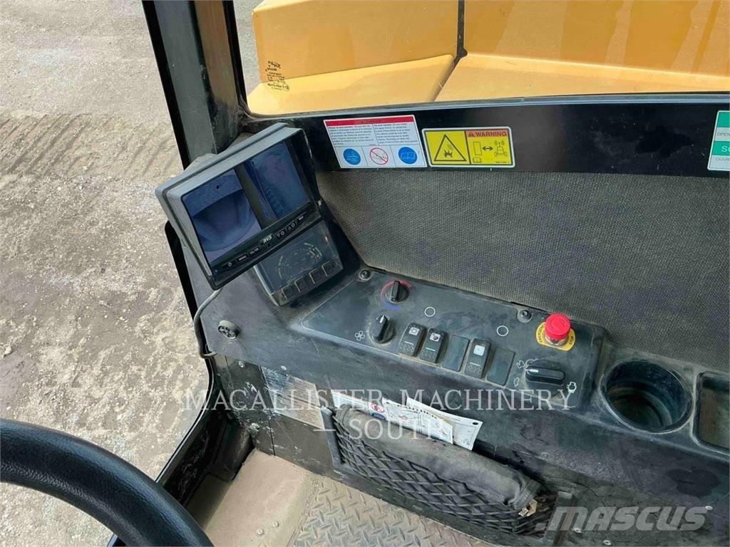 Prinoth T14R Camiões articulados