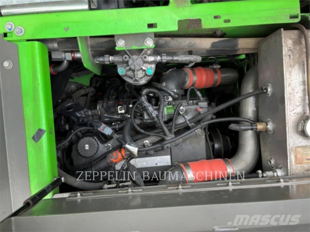 Sennebogen 821E Escavadoras de demolição