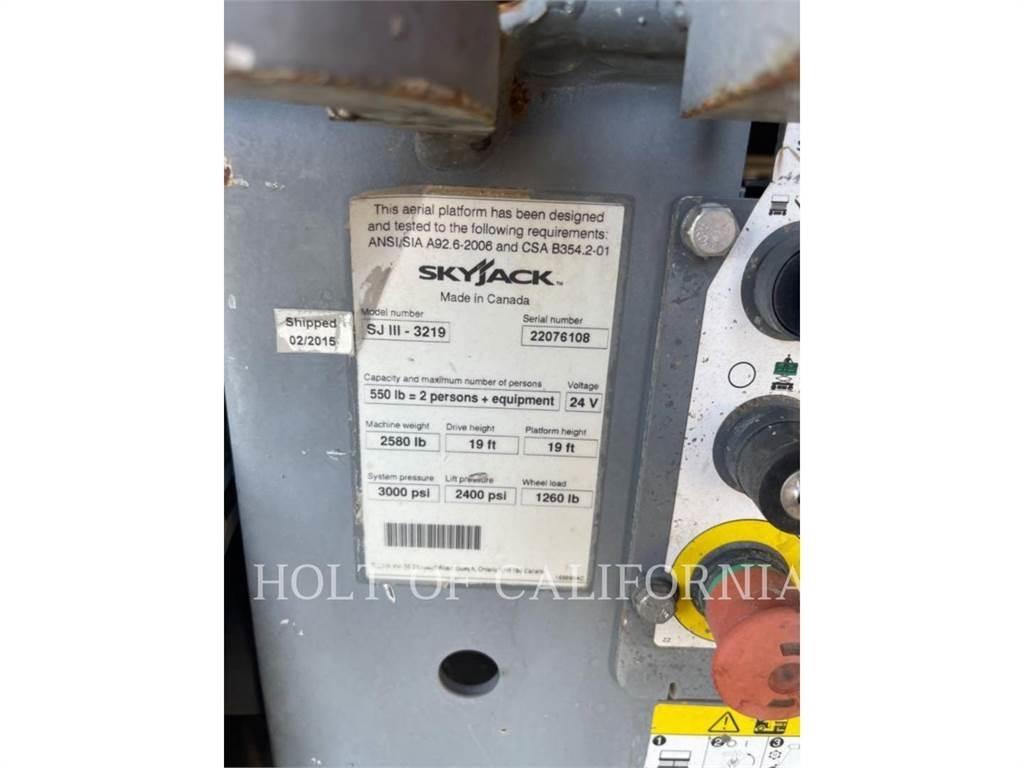 Skyjack SCISSOR 19 Elevadores de tesoura
