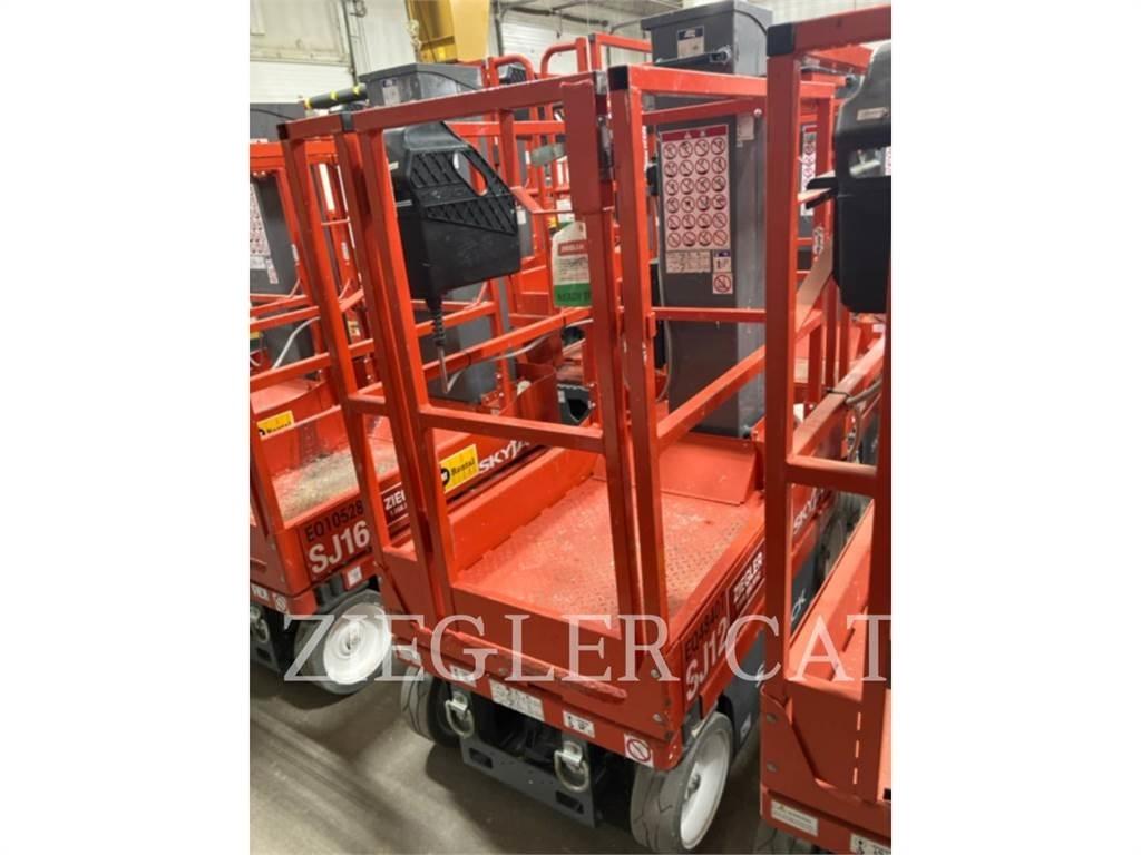 Skyjack SJ12 Elevadores de tesoura