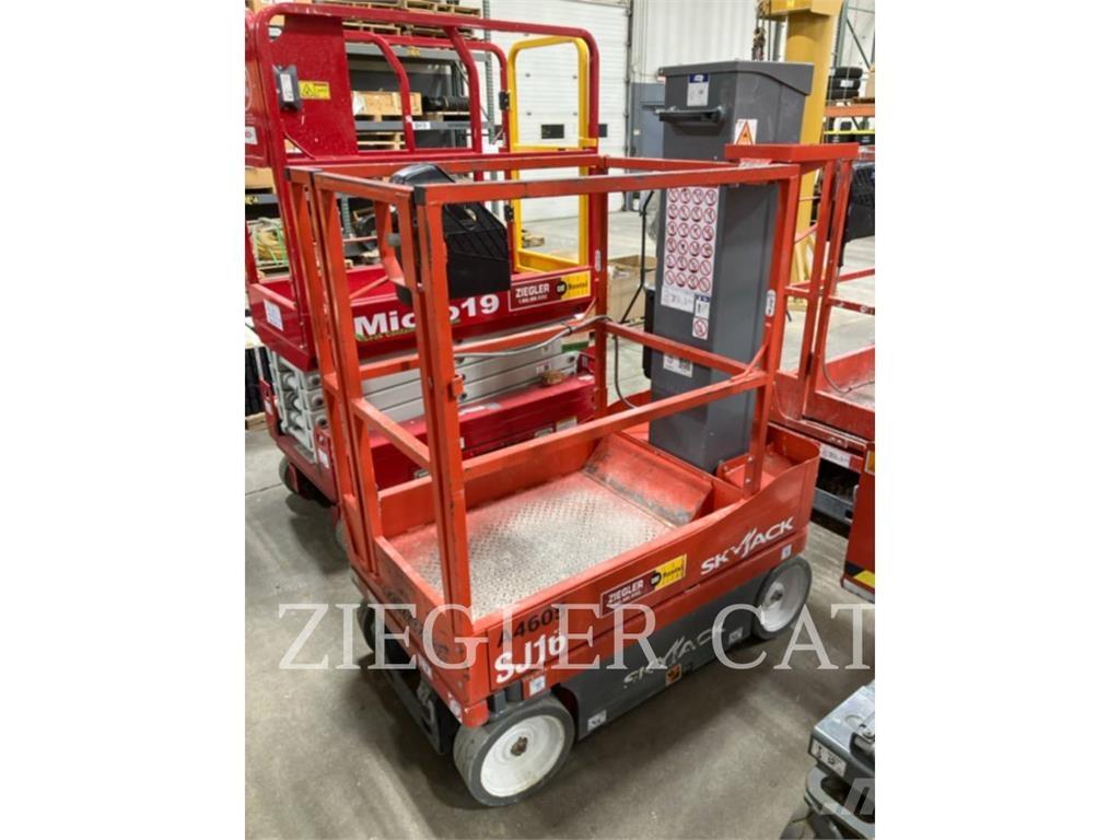 Skyjack SJ16 Elevadores de tesoura