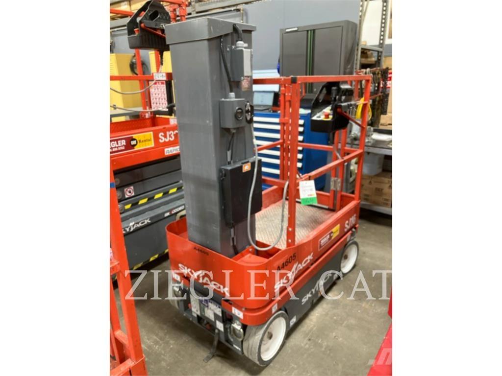 Skyjack SJ16 Elevadores de tesoura