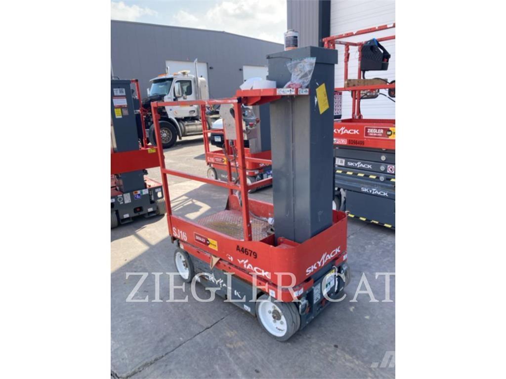 Skyjack SJ16 Elevadores de tesoura