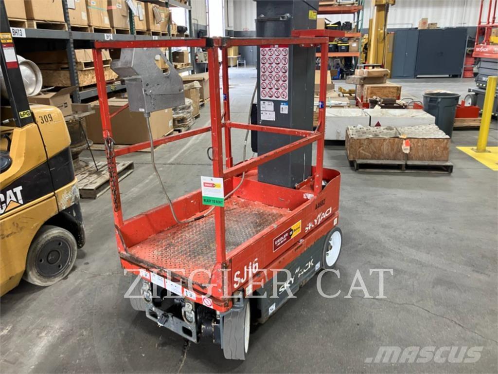 Skyjack SJ16 Elevadores de tesoura
