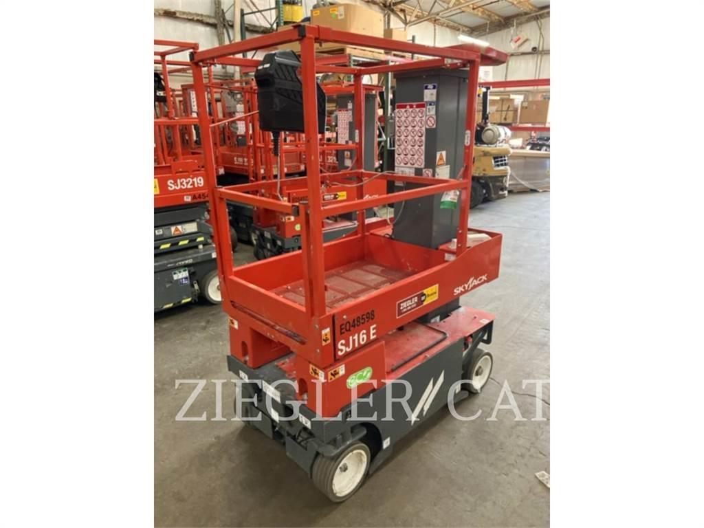 Skyjack SJ16E Elevadores de tesoura
