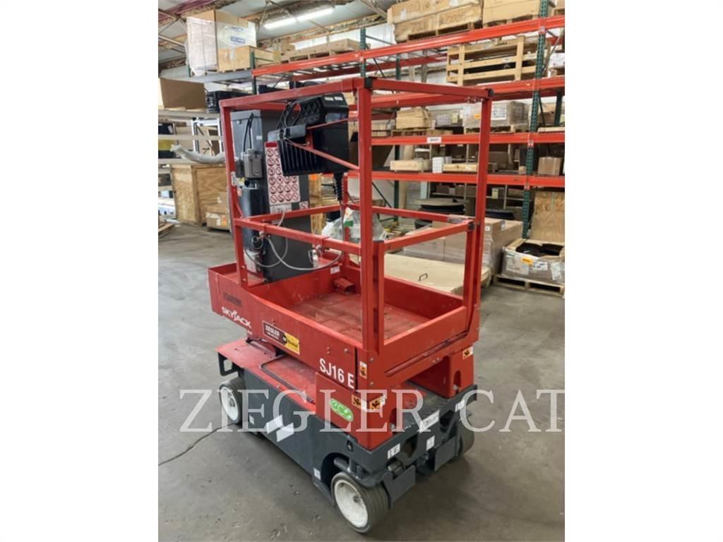Skyjack SJ16E Elevadores de tesoura