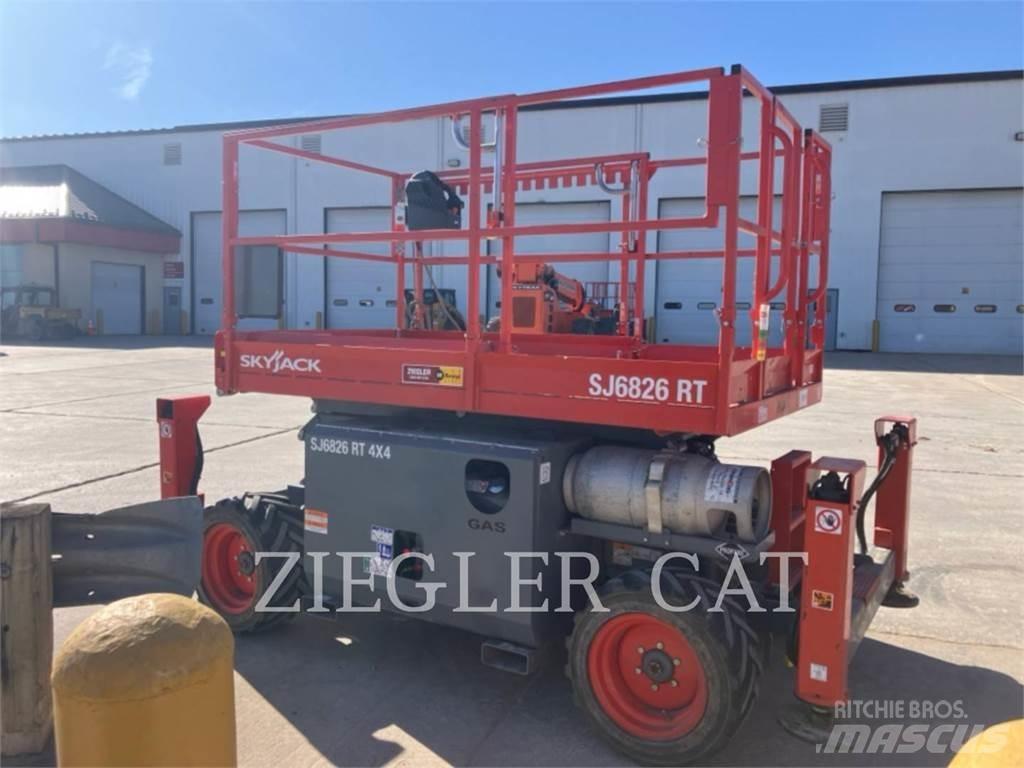 Skyjack SJ6826RT Elevadores de tesoura