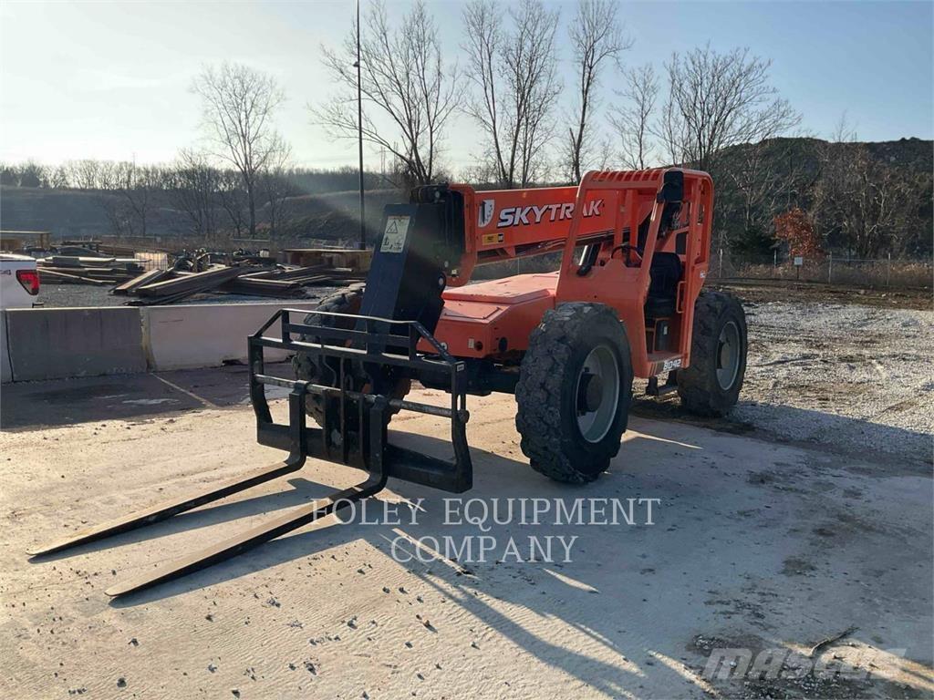 SkyTrak 8042 Manipuladores telescópicos