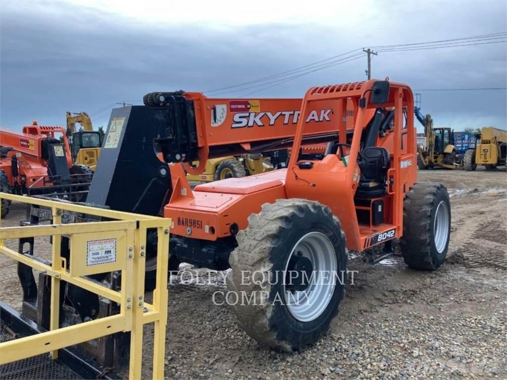 SkyTrak 8042O Manipuladores telescópicos
