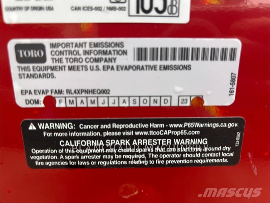 Toro TX-427 Carregadoras de direcção deslizante