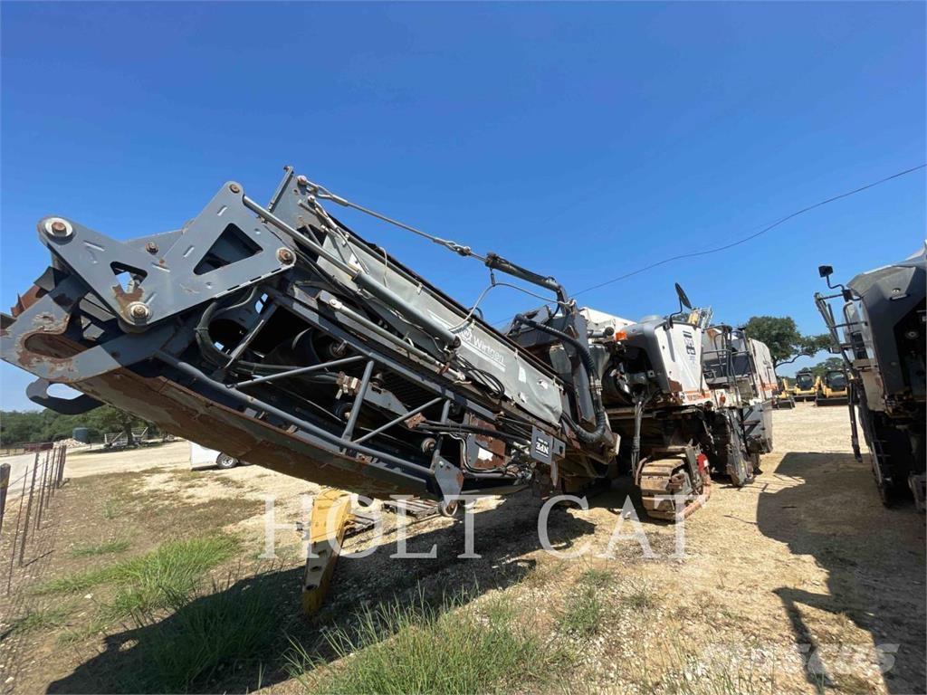 Wirtgen W220 Fresadoras de asfalto